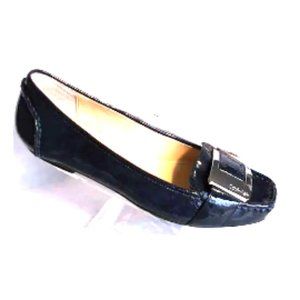 nwot Calvin Klein navy blue patent leather loafer/ moccasin size 6.5